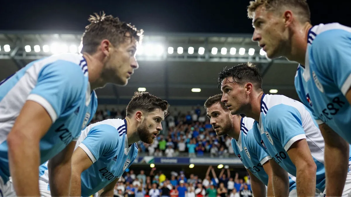 Fans rally as Melbourne City FC hosts live watch party for Adelaide United clash